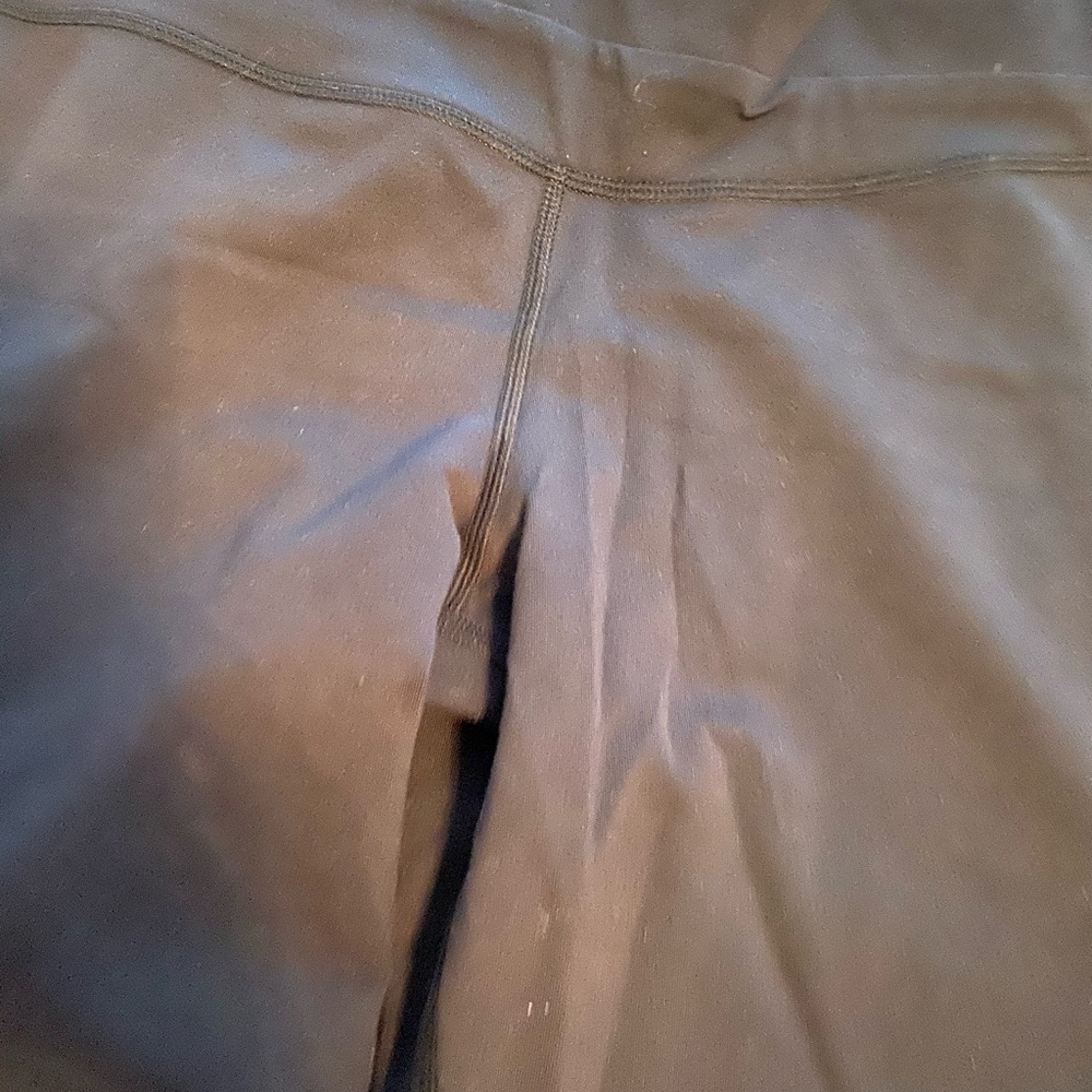 Lululemon pants - Picture 2 of 5